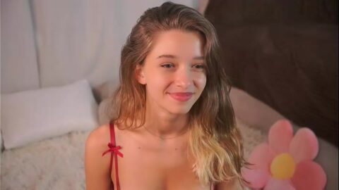 little poetry – Chaturbate – 2025-05-16 20 40 little poetry – Chaturbate – 2025-05-16 20 40