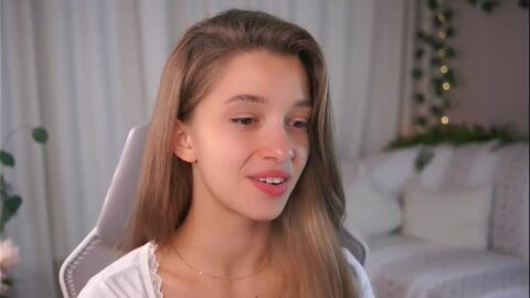 little poetry – Chaturbate – 2025-06-13 17 03 little poetry – Chaturbate – 2025-06-13 17 03