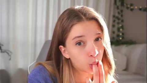 little poetry – Chaturbate – 2025-06-27 15 32 little poetry – Chaturbate – 2025-06-27 15 32